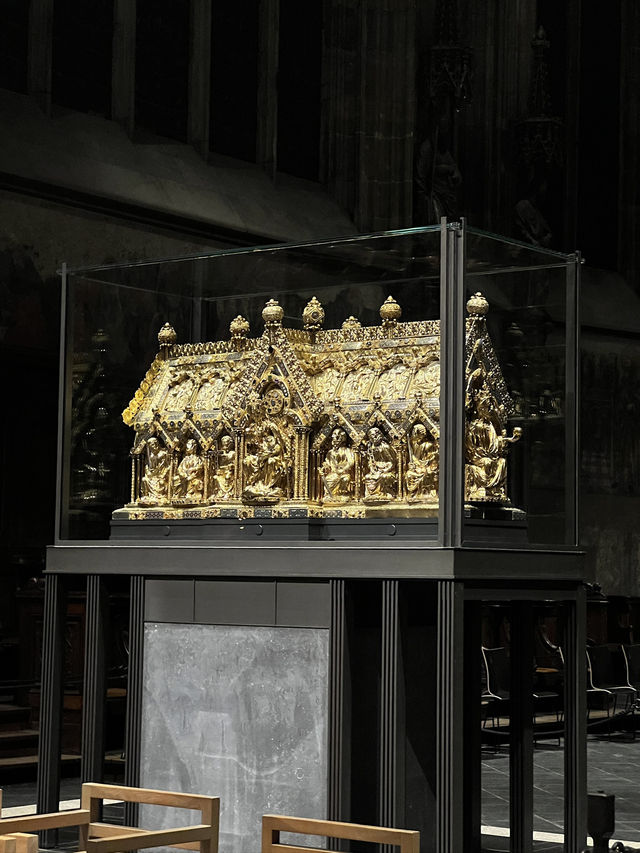 🏰✨ Aachener Dom – Germany’s First UNESCO World Heritage Site and the Heart of European History ✨⛪