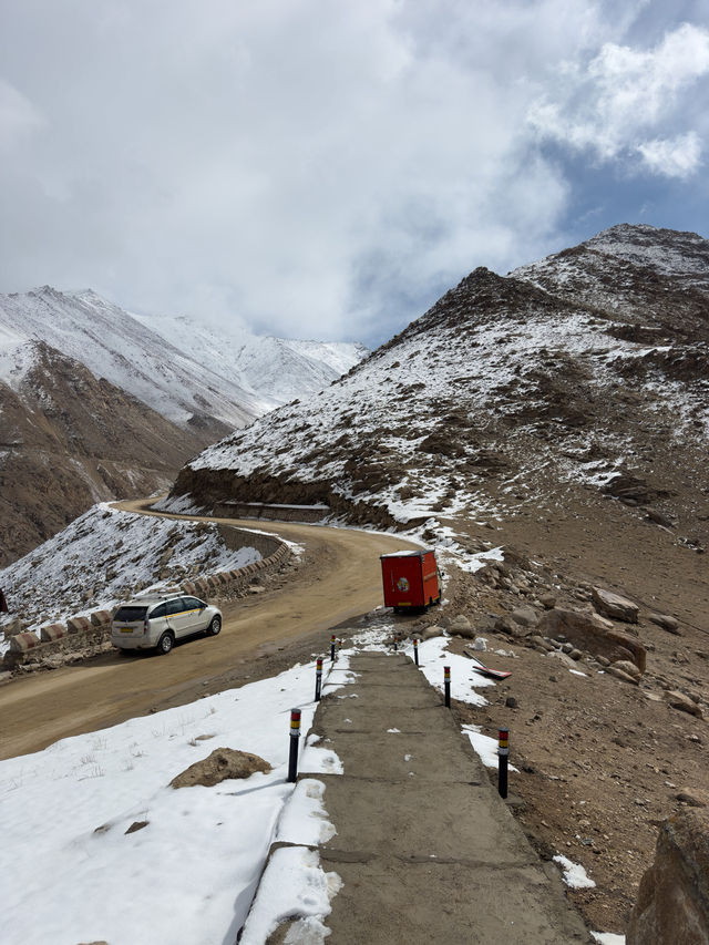 Second highest moto pass in the world!