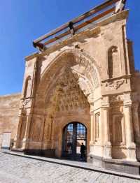 Ishak Pasha Palace: Ottoman Majesty in Eastern Turkey