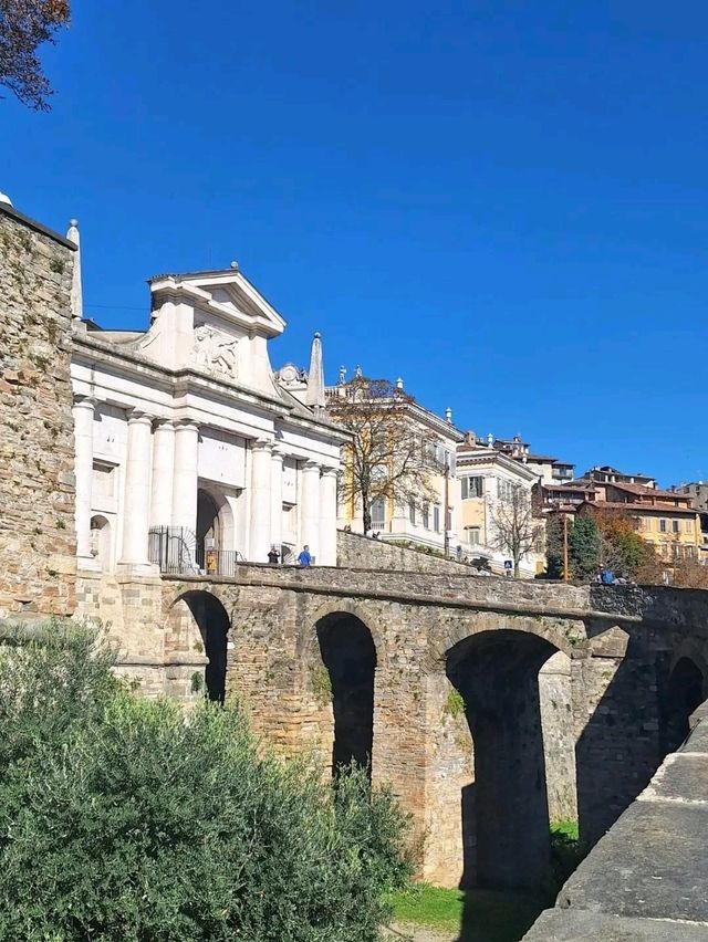 Bergamo in Autumn: The Perfect Hidden Gem Season Bergamo in Autumn: The Perfect Hidden Gem Season