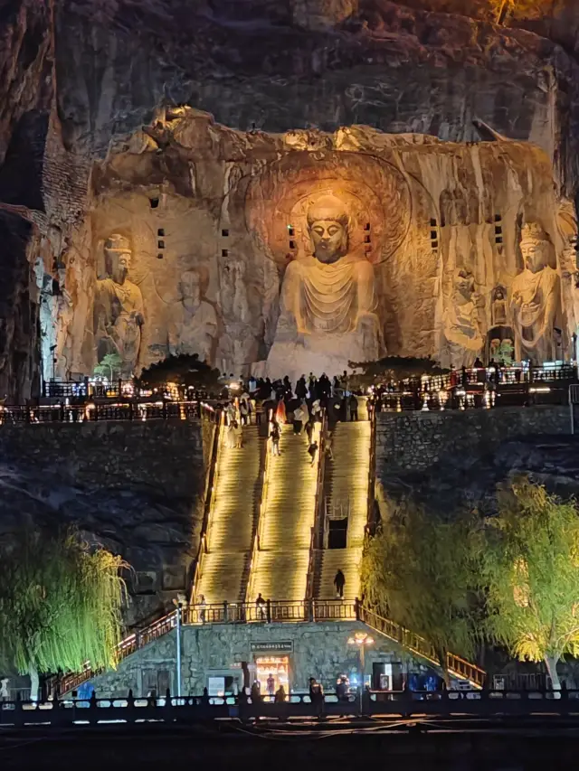 The Longmen Grottoes!