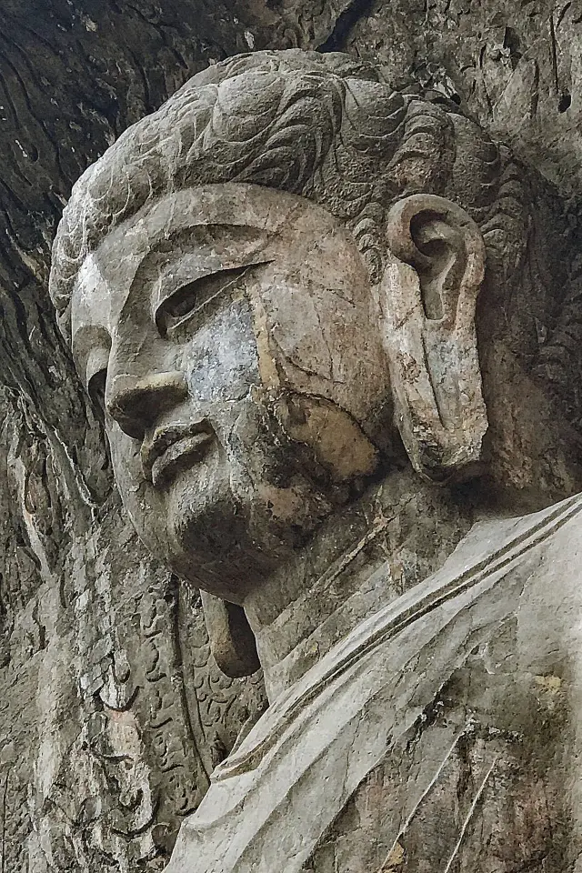 Henan Luoyang | Longmen Grottoes | Among the suburbs of the ancient capital Luoyang, the scenic beauty of the mountains and rivers is best represented by Longmen!!!