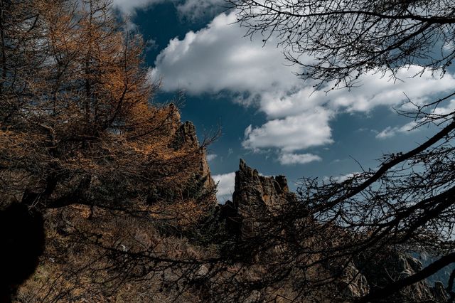 寧武芦芽山：峰巒疊翠，畫屏綿延