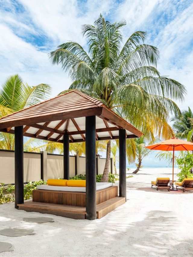🌴🏖️ Maldives Magic: A Slice of Paradise at Angsana Velavaru 🌞✨