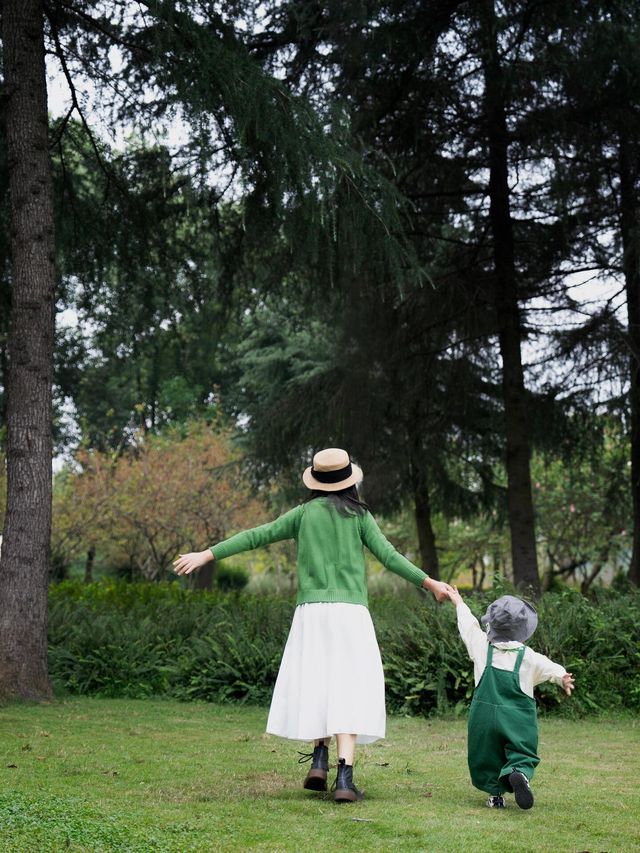 誰不知道，成都這個公園這麼適合拍照！！。