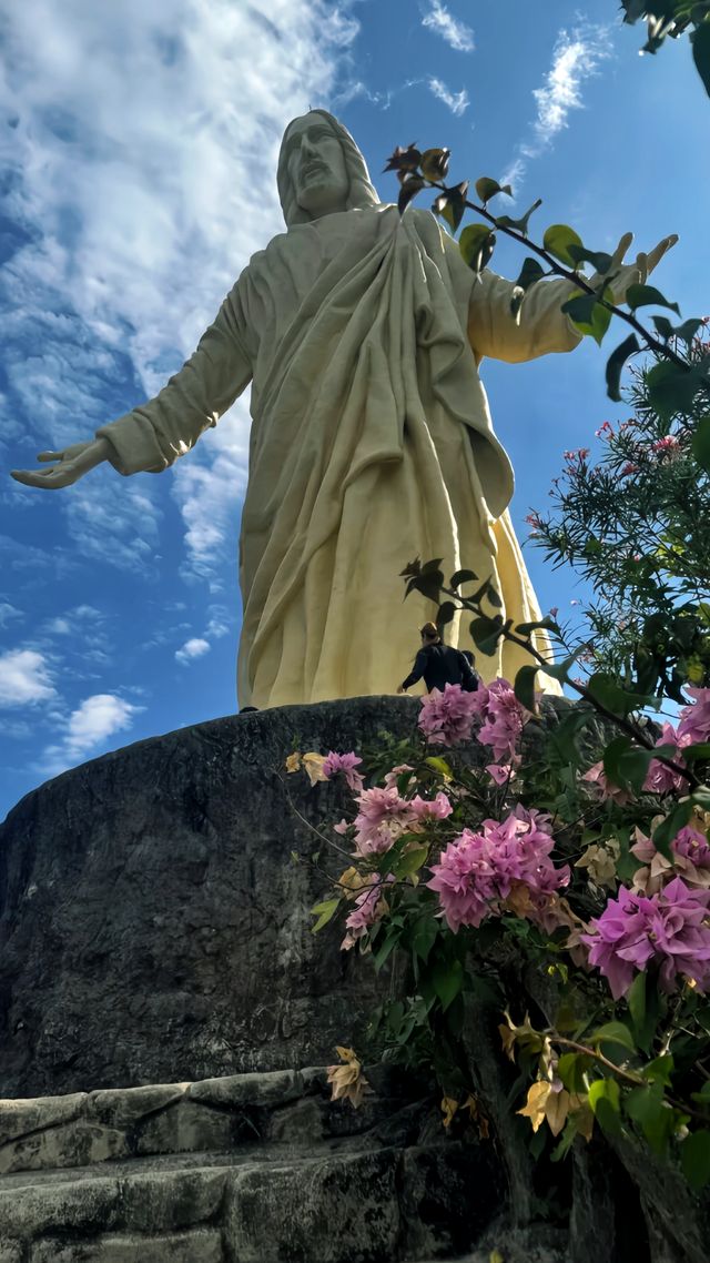 原來菲律賓最美的海島群就在這裡。