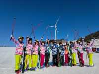 冰雪世界裡的速度與激情！五峰滑雪場 等你來戰！