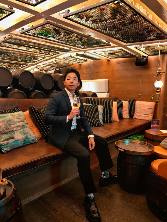 曼谷河濱復古餐船｜Sirimahannop