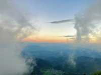 Capture the Sea of Clouds at Wugong Mountain in Ganzhou