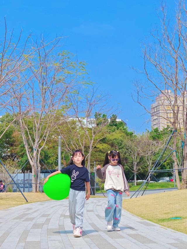 幫大家逛了深圳爆紅的公園，說點真心話