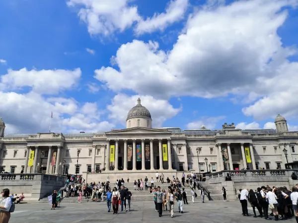 A Wonderful Day at Trafalgar Square in London