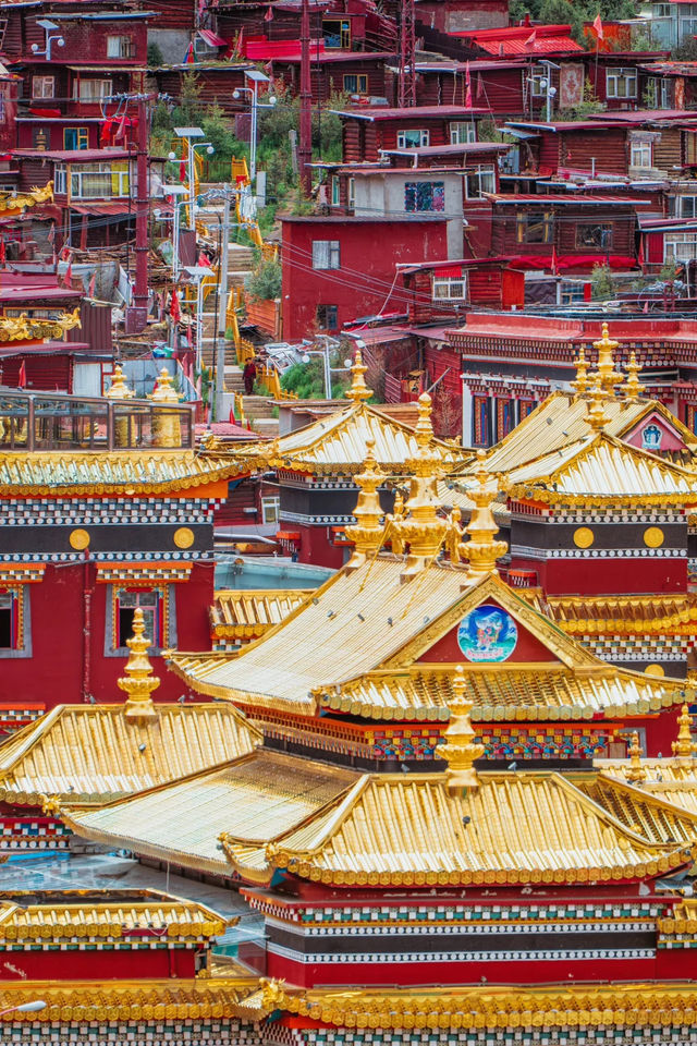 此生必去的色達佛國｜全網兩大神級觀景位，99%的人都錯過了！