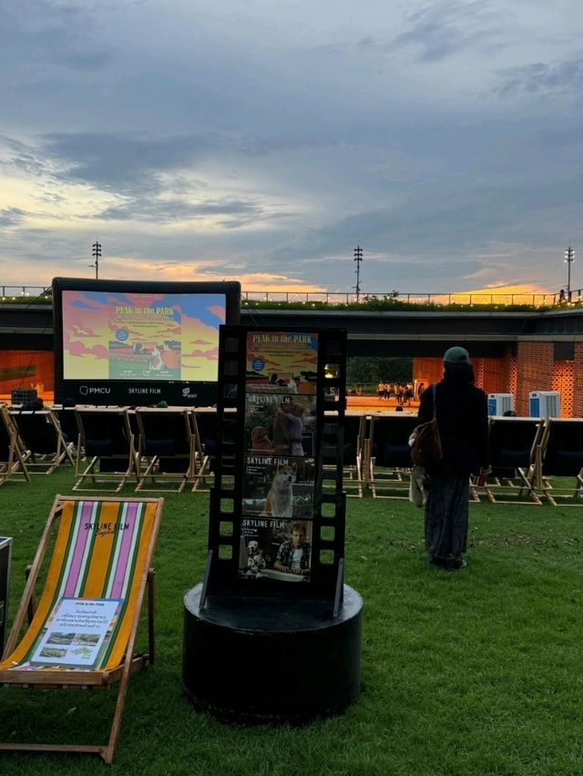 朱拉隆功大學百年世紀公園露天電影交通攻略｜赴一場星空下的溫暖之約