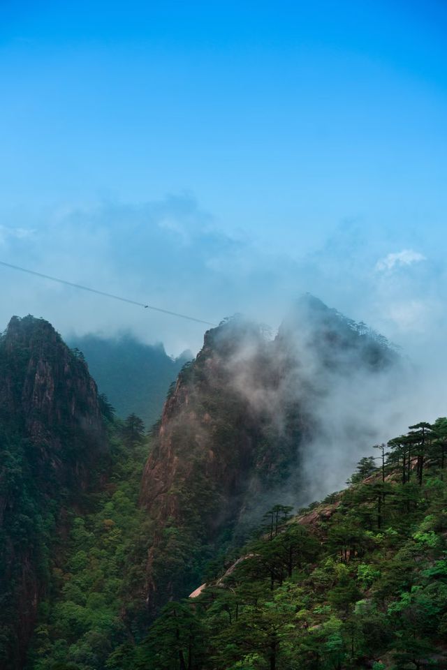 人生建議：黃山之巔尋回自由，淋一場雲海