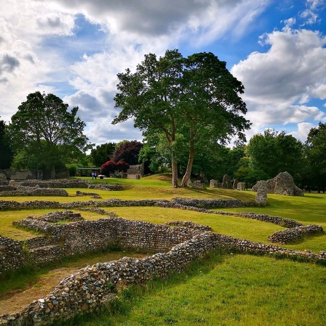 Whispers of the Ruins: Journey to Bury St. Edmunds Abbey Whispers of the Ruins: Journey to Bury St. Edmunds Abbey