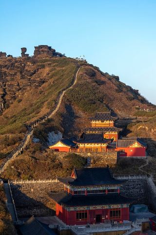 범금산 | 구름 위의 비밀 여행