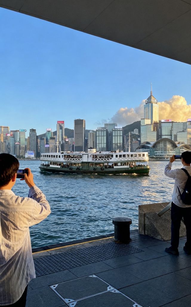 『時光褶皺裡的香江密碼——七場與香港的靈魂對視』