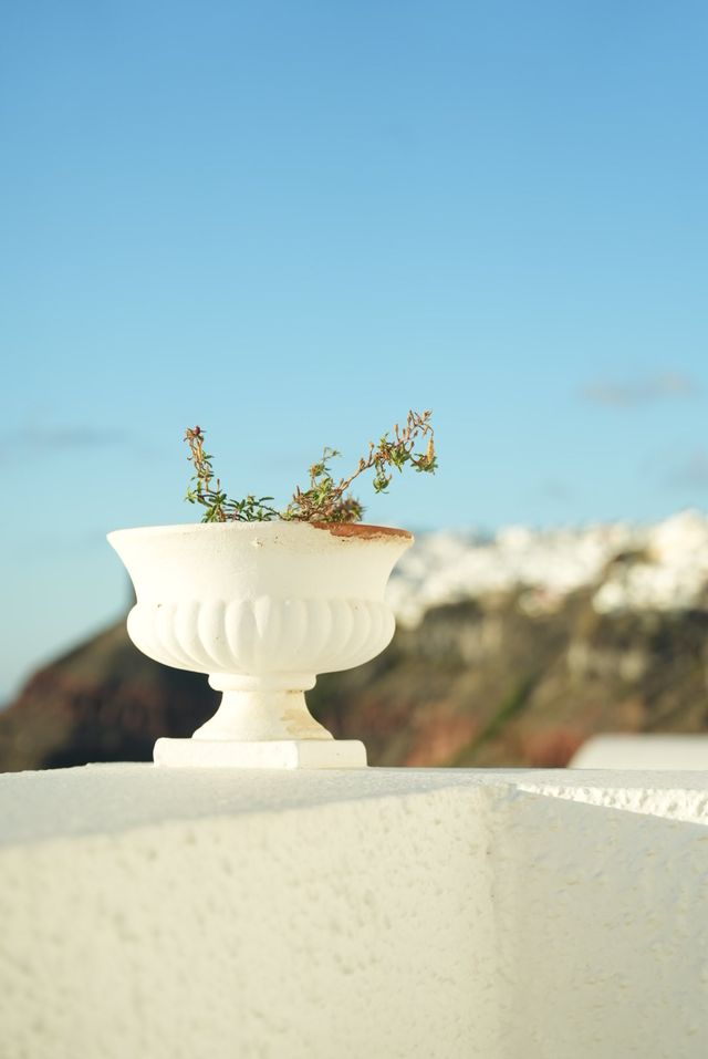 希臘聖托里尼・費拉小鎮｜午後到夜晚的藍白時光