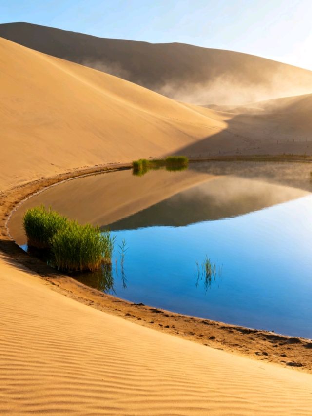 甘肅敦煌:鳴沙山月牙泉共舞千年,莫高窟壁畫裡藏著飛天的浪漫 甘肅敦煌:鳴沙山月牙泉共舞千年,莫高窟壁畫裡藏著飛天的浪漫