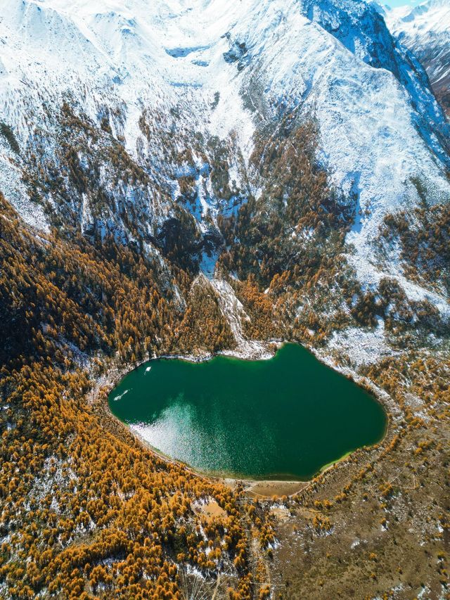 每個到過川西的人，都將用一生來懷念   有人說，川西的風景不在終點，而在路上。 而在所有風景裡