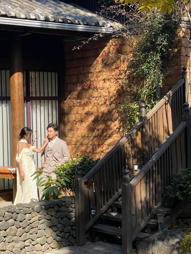 這裡住宿真喜慶啊!每天都有新人來拍照 這裡住宿真喜慶啊!每天都有新人來拍照