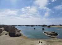 烏素特水上雅丹行記