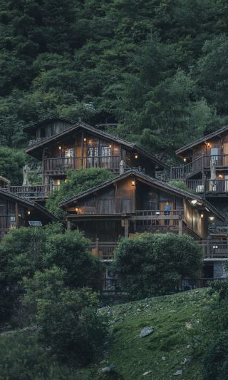 綿陽平武｜高山に隠れた木造小屋、雲谷で暑さを避ける