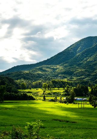 Photographer-Run Mountain Retreat for Travel Photography