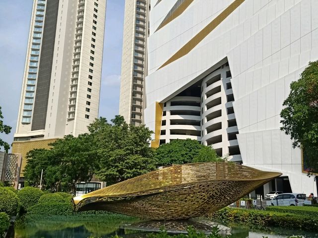 พาทัวร์ ICONSIAM แลนด์มาร์คแห่งใหม่ของกรุงเทพฯ