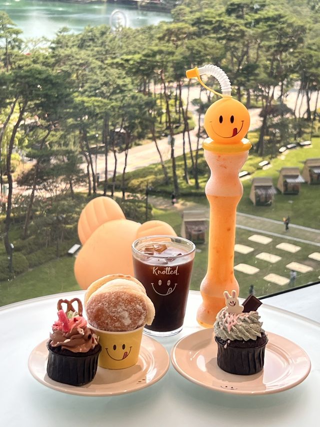 韓国/ソウル【蚕室】大人気！ドーナツチェーン店のロッテワールドモール店♡