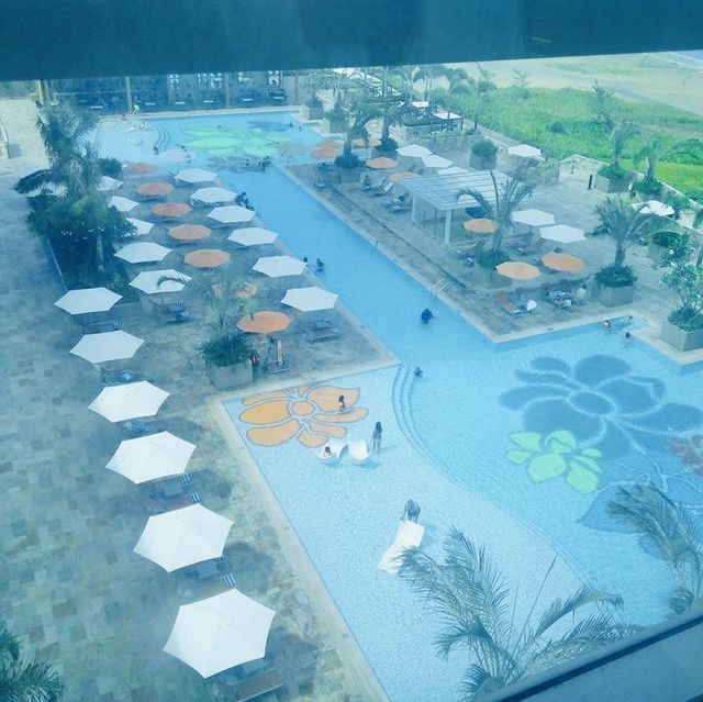 Execellent Staycation at Solaire 😮