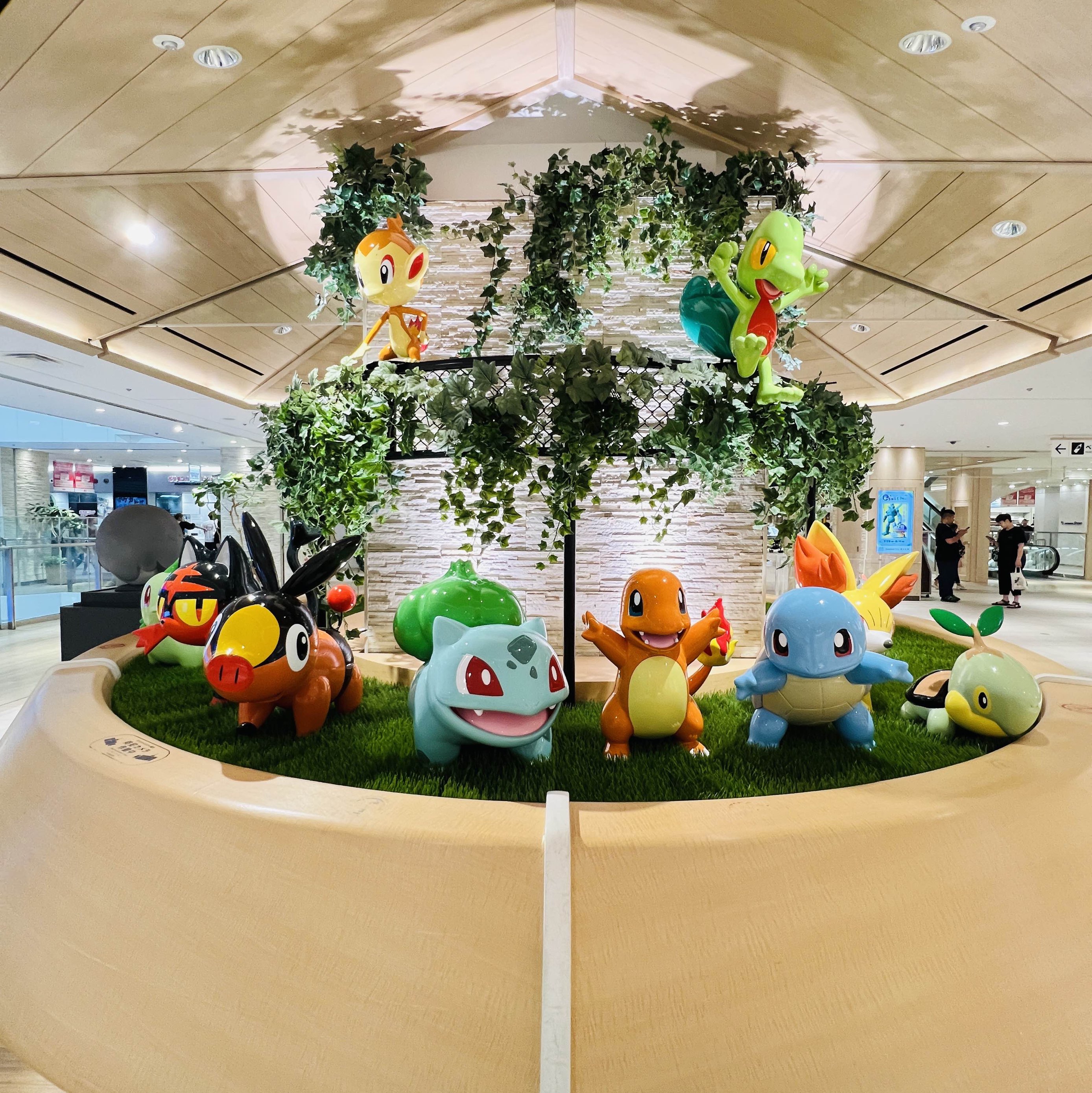 JAPAN TRAVEL  Visiting a Pokémon Center in Kyoto Japan 🇯🇵 