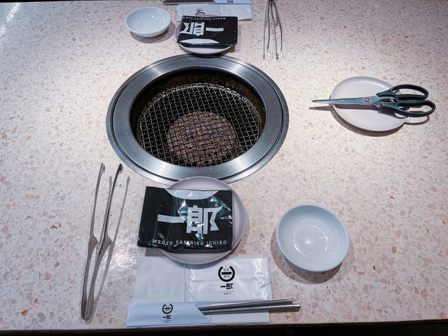大量和牛、海鮮、小食及甜品任點任食，食物種類夠晒多元化，性價比極高，值得一試~