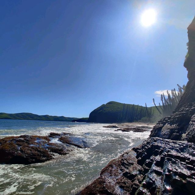 Bourail: turquoise waters meet golden sands