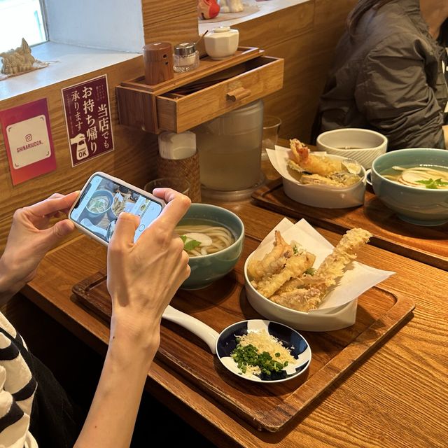 【福岡】行列必須！超人気店『讃岐うどん志成』