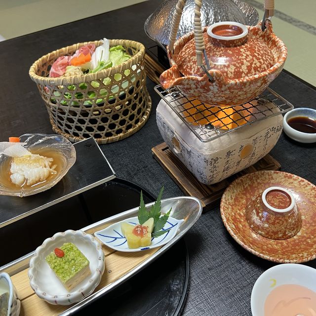 방안에서 즐기는 후지산뷰 가이세키 정찬🍴