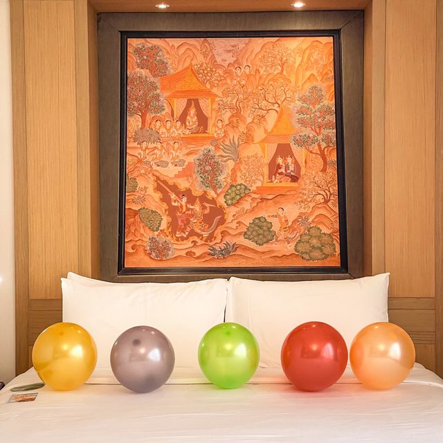 Banyan Tree Bangkok กับห้องกระจกทรงโค้ง