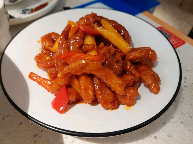 江魚兒酸菜魚專門店：讓味蕾徜徉於美味酸魚湯汁中