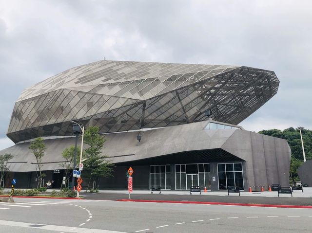 台北｜🎼🎹🎸文化音樂的氣息🎵🎶 Taipei Music Center 臺北流行音樂中心