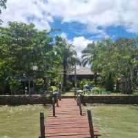 สะพานไม้ไผ่อ่าวท่าเลน ทะเลสวยมาก