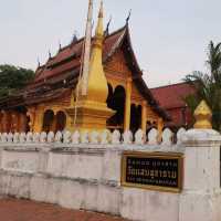 วัดแสนสุขาราม หลวงพระบาง