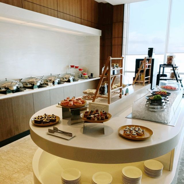 Sit back & Relax in the Executive Lounge 