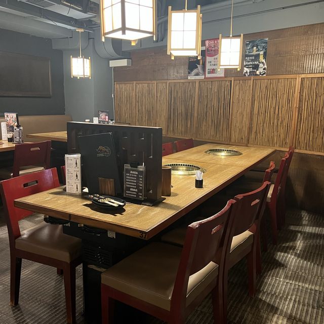 銅鐵灣日式燒肉店😍唔錯可試