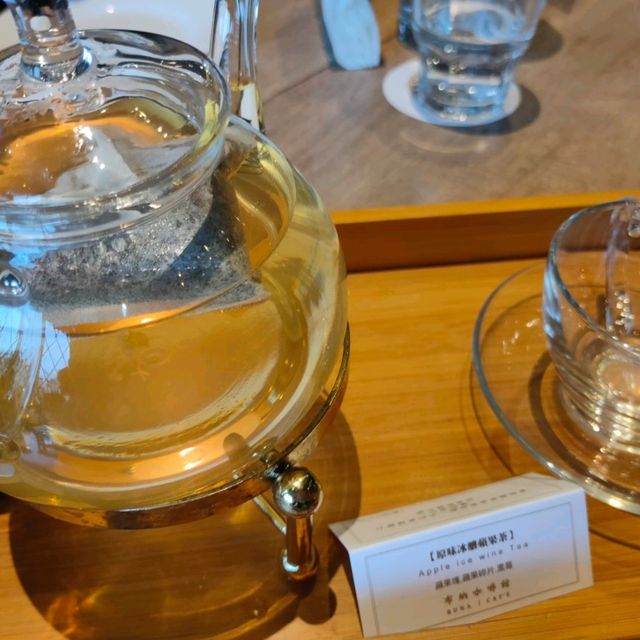 超有質感布納咖啡館