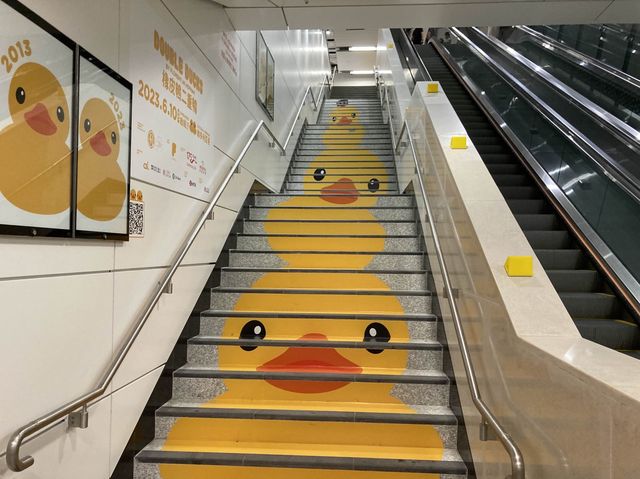 《🐤期間限定黃鴨主題車站🚇》