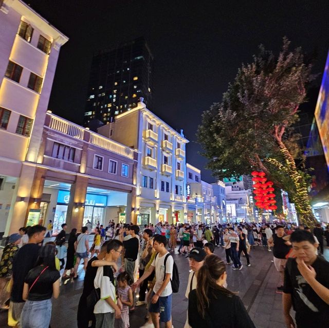 璀璨夜市的魅力：體驗廣州北京路步行街的熱鬧與活力