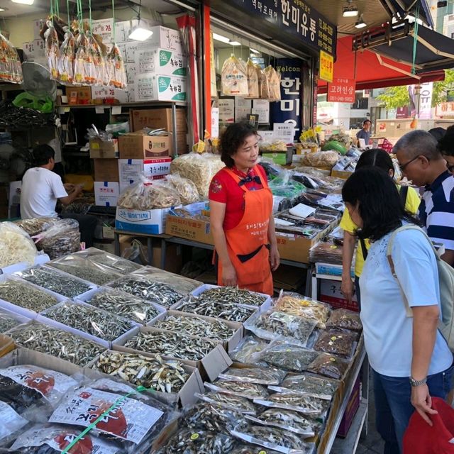釜山 札嘎其市場吃海鮮🦞🦐🐙還有乾貨海味 