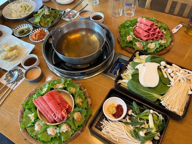 이색적인 상추쌈샤브가 맛있는 대전 만나 추천해요!