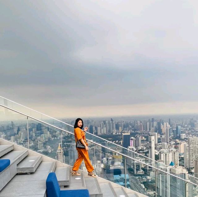 เจอ มหานคร Sky Walk 