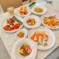 Delicious Halal Buffet 